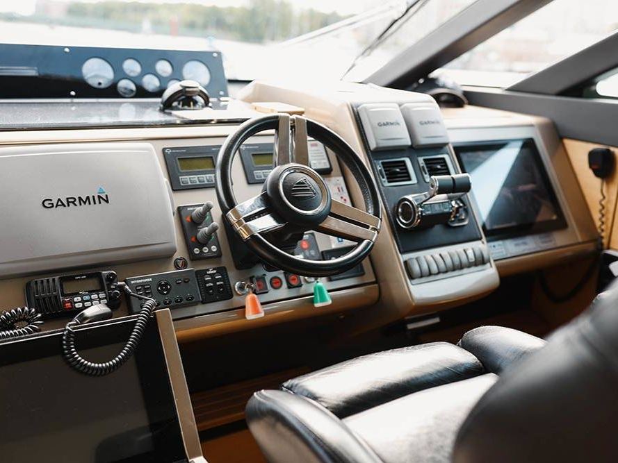 fairline-squadron-65